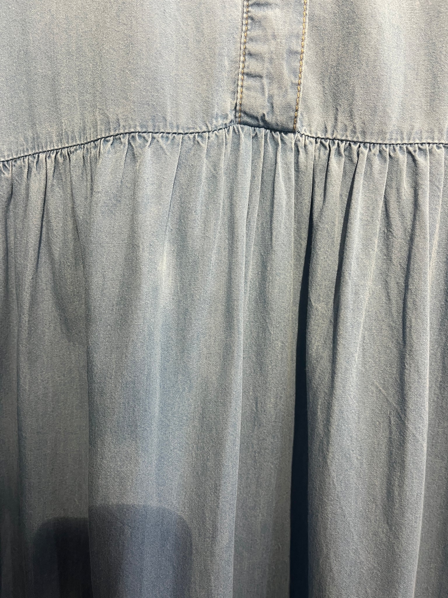 Preloved Lollys Laundry Chambray Dress - Size LARGE