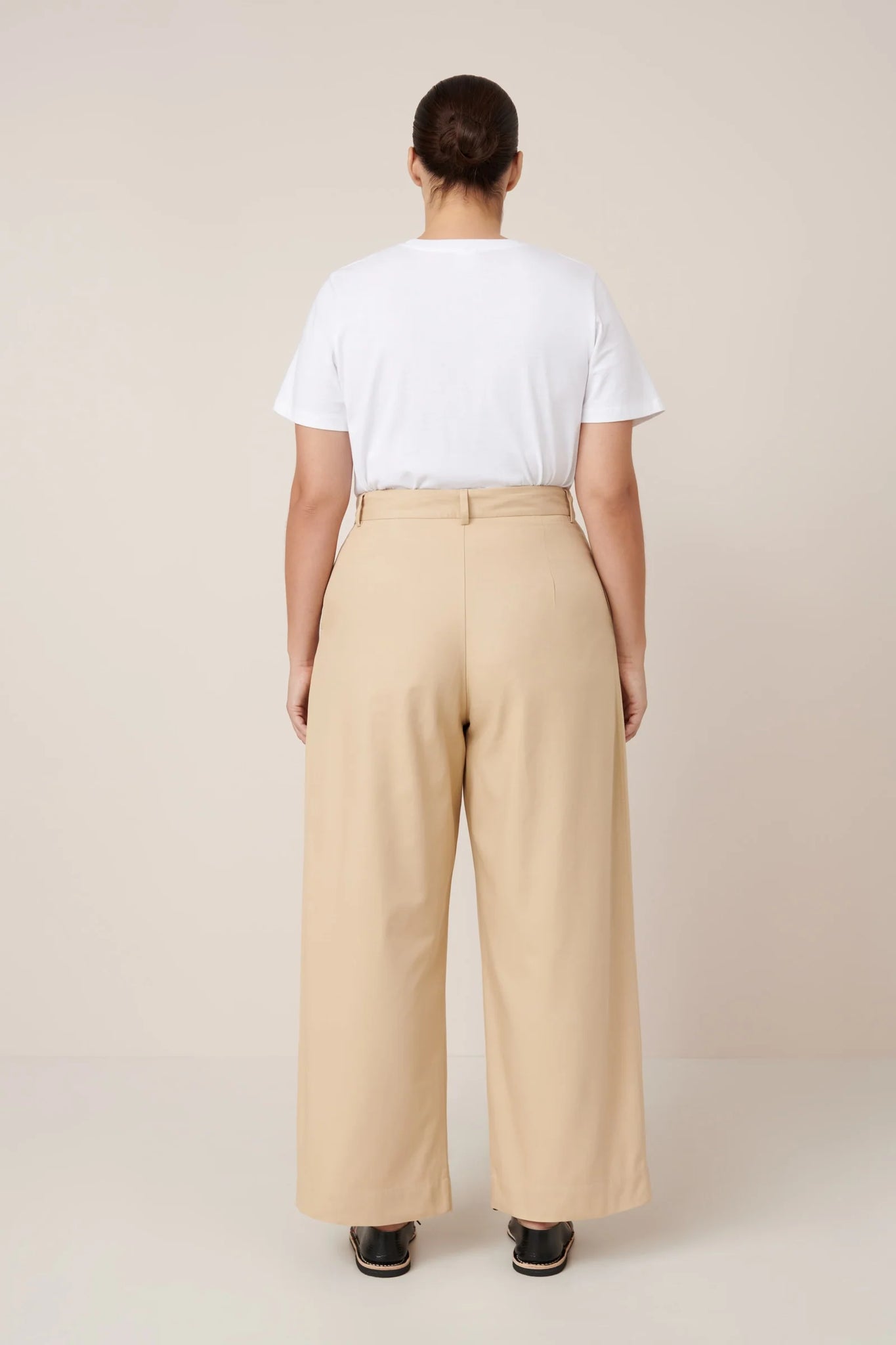 Kowtow Arch Pant - Dune