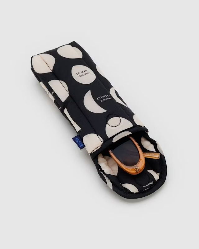 Baggu Puffy Glasses Sleeve - Moon