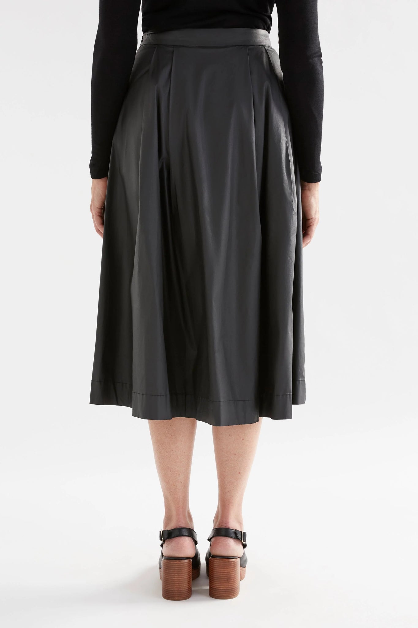 Elk Lustre Skirt - Black