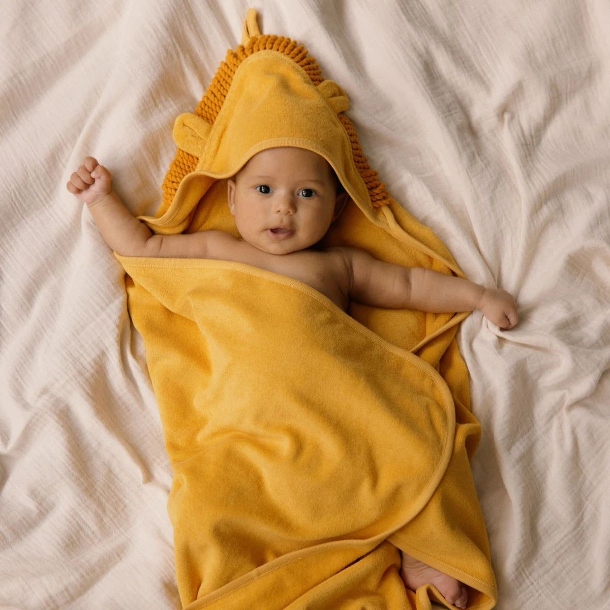 Nature Baby Lion Hooded Towel - Sunshine