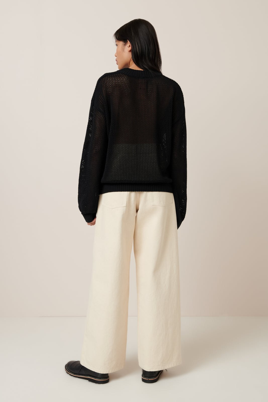 Kowtow Amelie Crew - Black